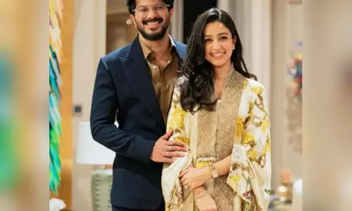 Dulquer Salmaan ने शादी की सालगिरह पर पत्नी अमल के लिए प्यार जताया Dulquer Salmaan ने शादी की सालगिरह पर पत्नी अमल के लिए प्यार जताया