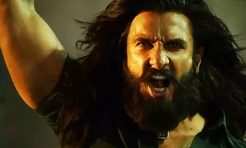 Box Office पर धुरंधर का कब्जा: छलावा और कांतारा को पछाड़कर बनी साल की नंबर 1 फिल्म Box Office पर धुरंधर का कब्जा: छलावा और कांतारा को पछाड़कर बनी साल की नंबर 1 फिल्म