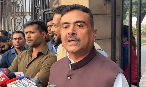 शुवेंदु ने ममता पर हमला किया, SIR की ग्राउंड रियलिटी पर उनके दावों को खारिज किया शुवेंदु ने ममता पर हमला किया, SIR की ग्राउंड रियलिटी पर उनके दावों को खारिज किया