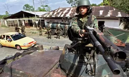 Colombia में बड़ी वारदात: ELN गुरिल्ला ग्रुप ने 18 सैनिकों को किया किडनैप Colombia में बड़ी वारदात: ELN गुरिल्ला ग्रुप ने 18 सैनिकों को किया किडनैप