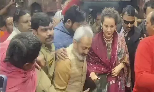 कंगना रनौत ने की Deoghar में बाबा बैद्यनाथ धाम में पूजा-अर्चना