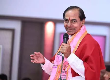 केसीआर ने सिंचाई परियोजनाओं को लेकर आंदोलन की घोषणा की केसीआर ने सिंचाई परियोजनाओं को लेकर आंदोलन की घोषणा की