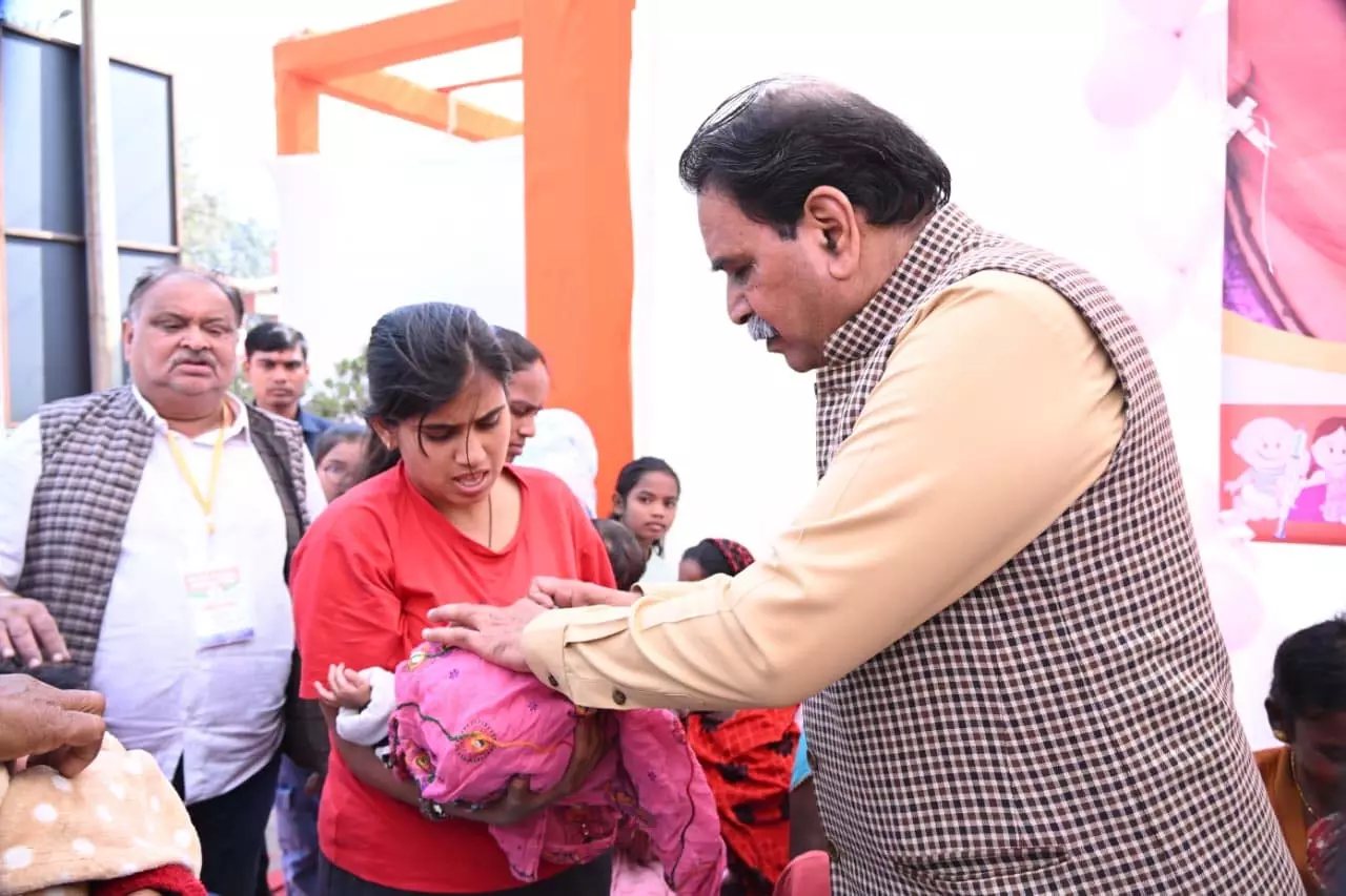 रायपुर में मेगा हेल्थ कैंप 2025, हजारों मरीजों ने उठाया निःशुल्क लाभ रायपुर में मेगा हेल्थ कैंप 2025, हजारों मरीजों ने उठाया निःशुल्क लाभ