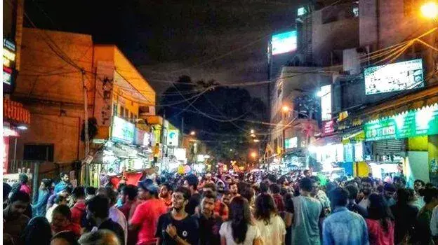 Bengaluru मलयाली लोगों के लिए क्रिसमस की छुट्टियों की योजना गड़बड़ा गई Bengaluru मलयाली लोगों के लिए क्रिसमस की छुट्टियों की योजना गड़बड़ा गई