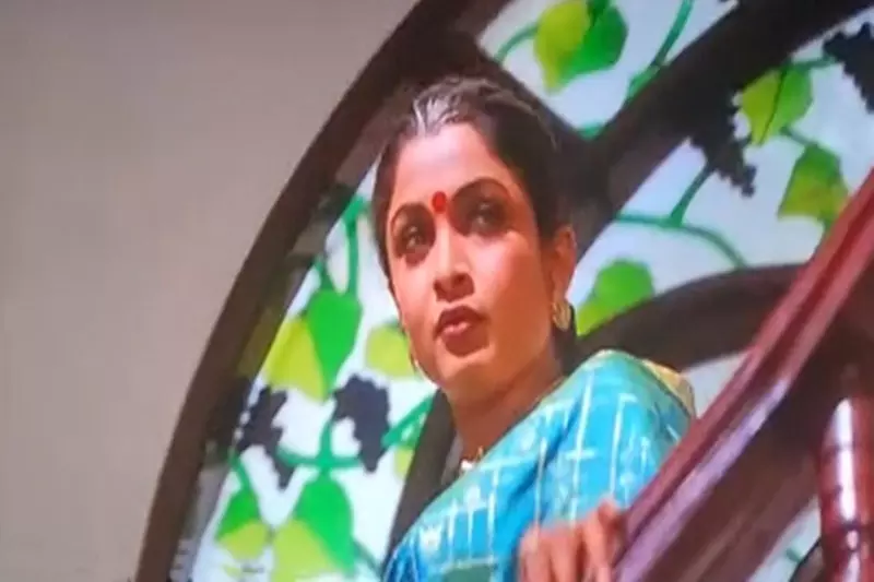Ramya Krishnan ने आखिरकार पहली बार थिएटर में पडयप्पा देखी Ramya Krishnan ने आखिरकार पहली बार थिएटर में पडयप्पा देखी