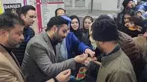 DC Srinagar ने बटमालू में इंटेंसिफाइड पल्स पोलियो इम्यूनाइजेशन प्रोग्राम लॉन्च किया DC Srinagar ने बटमालू में इंटेंसिफाइड पल्स पोलियो इम्यूनाइजेशन प्रोग्राम लॉन्च किया