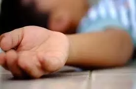 Aurangabad:स्कूल बस की चपेट में आने से मासूम की मौत Aurangabad:स्कूल बस की चपेट में आने से मासूम की मौत