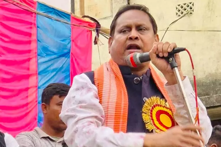 Kolkata: निलंबित तृणमूल विधायक हुमायूं कबीर आज अपनी नई पार्टी की घोषणा करेंगे Kolkata: निलंबित तृणमूल विधायक हुमायूं कबीर आज अपनी नई पार्टी की घोषणा करेंगे