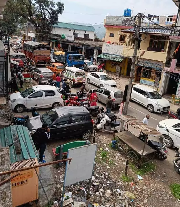 Himachal: केंद्र की मंजूरी का इंतजार, अहम सड़क चौड़ीकरण का काम अधर में Himachal: केंद्र की मंजूरी का इंतजार, अहम सड़क चौड़ीकरण का काम अधर में