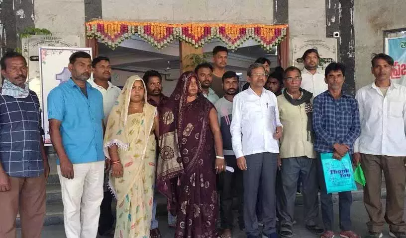 Sigachi धमाके के पीड़ितों को मुआवजे में भेदभाव का परिजनों ने आरोप लगाया Sigachi धमाके के पीड़ितों को मुआवजे में भेदभाव का परिजनों ने आरोप लगाया