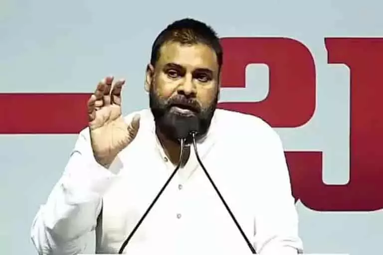 जन सेना का नया मिशन, Pawan Kalyan का फोकस अब Gen Z और जमीनी अनुशासन पर जन सेना का नया मिशन, Pawan Kalyan का फोकस अब Gen Z और जमीनी अनुशासन पर