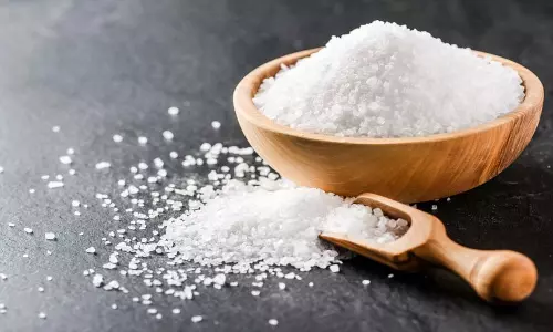 Daan Ke Niyam: सूर्यास्त के बाद भूलकर भी दान में न दें ये चीजें, जीवन में आने लगती हैं रुकावटें Daan Ke Niyam: सूर्यास्त के बाद भूलकर भी दान में न दें ये चीजें, जीवन में आने लगती हैं रुकावटें