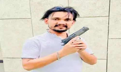 BREAKING: लॉरेंस बिश्नोई के बचपन का दोस्त है गैंगस्टर मयंक सिंह, रायपुर लाने की तैयारी BREAKING: लॉरेंस बिश्नोई के बचपन का दोस्त है गैंगस्टर मयंक सिंह, रायपुर लाने की तैयारी