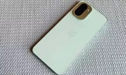 OnePlus 15R : भारत में पहले सेल शुरू, यहां मिल रहा 7,000 का डिस्काउंट OnePlus 15R : भारत में पहले सेल शुरू, यहां मिल रहा 7,000 का डिस्काउंट