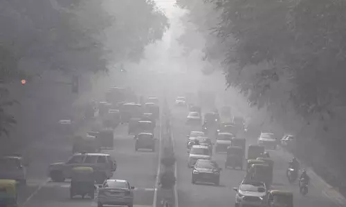 Delhi सरकार AQI सुधारने के लिए ई-बस पूलिंग का समर्थन, जुर्माने में छूट से इनकार