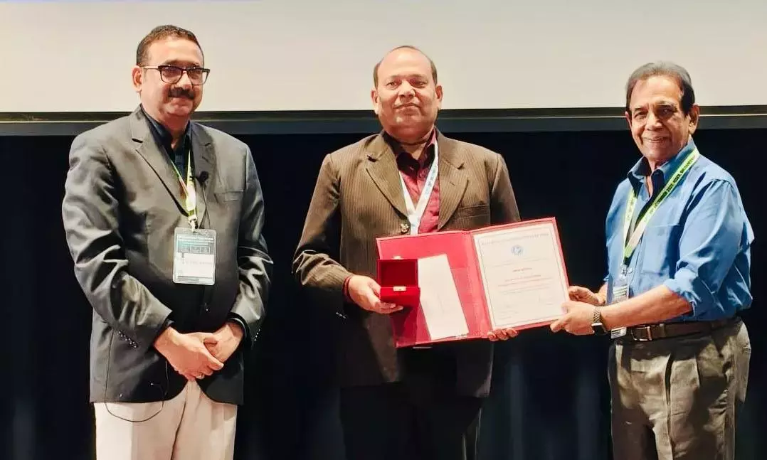 Telangana: CSIR-IICT के वैज्ञानिक को 2025 का MRSI मेडल मिला