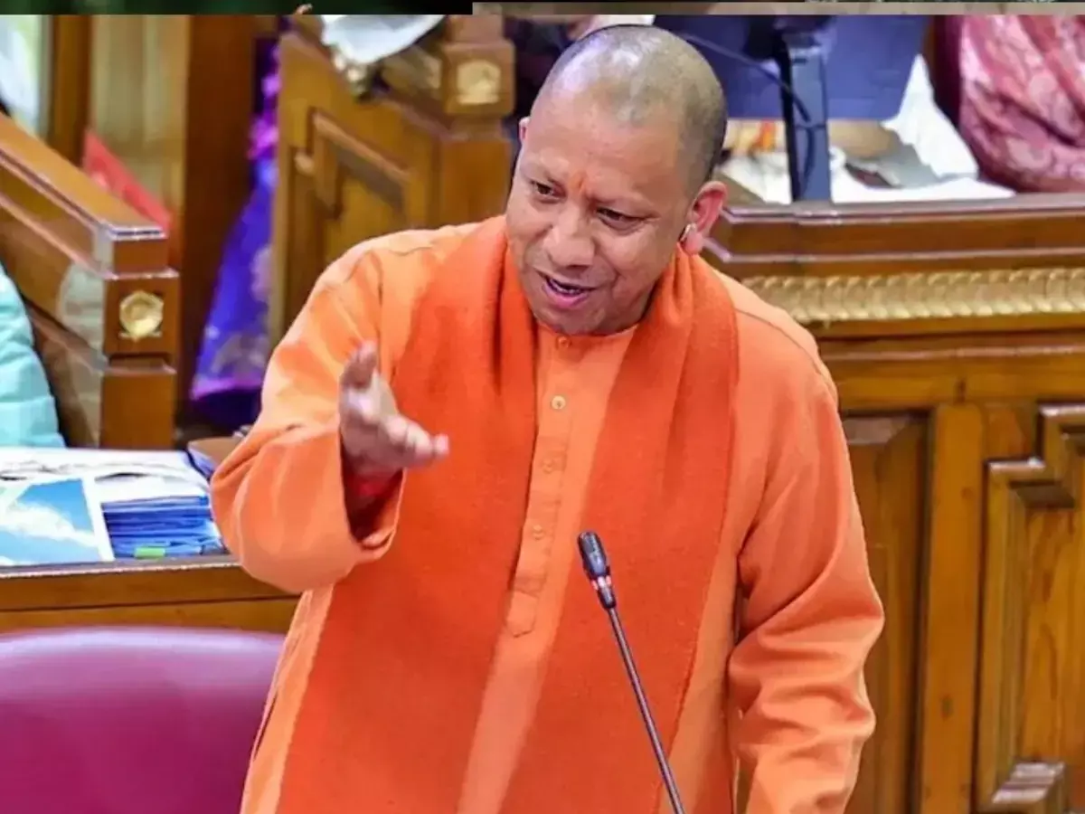 Lucknow: वंदे मातरम् को लेकर CM योगी ने दी प्रेरक बात