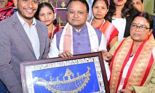 CM ने परब 2025 में 545 करोड़ रुपये की परियोजनाओं का शुभारंभ किया CM ने परब 2025 में 545 करोड़ रुपये की परियोजनाओं का शुभारंभ किया