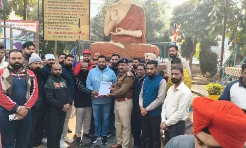 फेसबुक पर Ambedkar के खिलाफ आपत्तिजनक भाषा इस्तेमाल करने वालों को गिरफ्तार करो, दलित नेताओं ने मांग की
