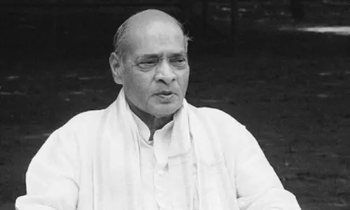 पूर्व प्रधानमंत्री को याद कर भावुक हुए राज्यपाल और तेलंगाना के CM
