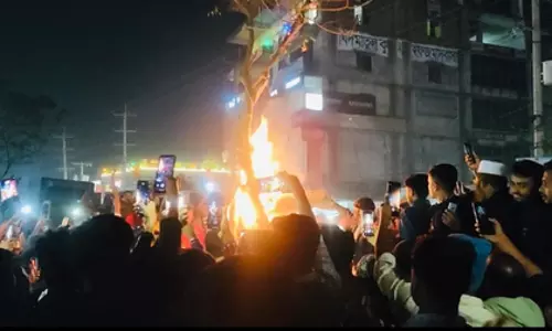 अल्पसंख्यकों पर अत्याचार का मुद्दा: J&K बीजेपी ने NC और PDP को घेरा अल्पसंख्यकों पर अत्याचार का मुद्दा: J&K बीजेपी ने NC और PDP को घेरा