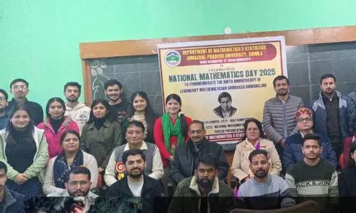 Shimla University में पोस्टर प्रेजेंटेशन सेशन आयोजित किया गया Shimla University में पोस्टर प्रेजेंटेशन सेशन आयोजित किया गया