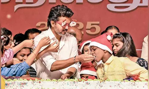 विजय ने TVK के धर्मनिरपेक्ष न्याय के एजेंडे को फिर से दोहराया, सांप्रदायिक सद्भाव की बात कही विजय ने TVK के धर्मनिरपेक्ष न्याय के एजेंडे को फिर से दोहराया, सांप्रदायिक सद्भाव की बात कही
