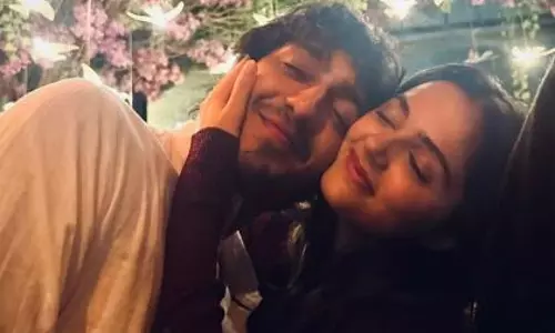 Ahaan पांडे को अनीत पड्डा का हार्दिक जन्मदिन संदेश Ahaan पांडे को अनीत पड्डा का हार्दिक जन्मदिन संदेश
