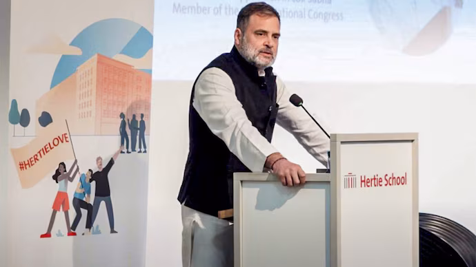 Rahul Gandhi ने बर्लिन में वोट चोरी का दावा बढ़ाया