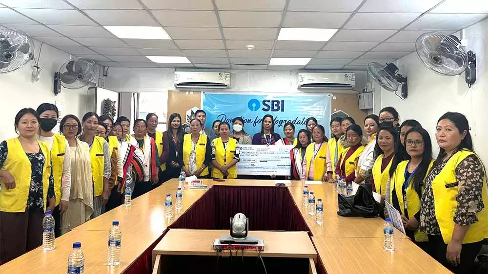 Nagaland : SBI ने आंगनवाड़ी केंद्रों को 25 लाख रुपये बांटे Nagaland : SBI ने आंगनवाड़ी केंद्रों को 25 लाख रुपये बांटे