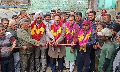 Gharu, टोनी ने सुचेतगढ़ में 30 लाख रुपये के सड़क कार्यों का शुभारंभ किया