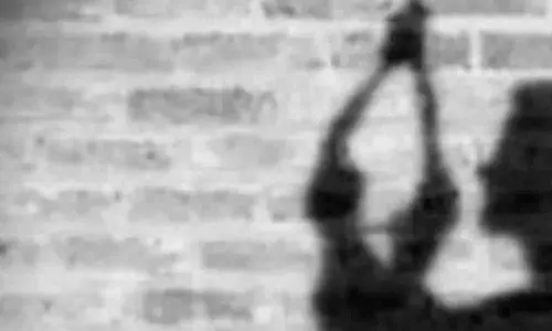 Hyderabad: 20 साल की युवती ने व्यक्तिगत कारणों से अपनी जान दे दी