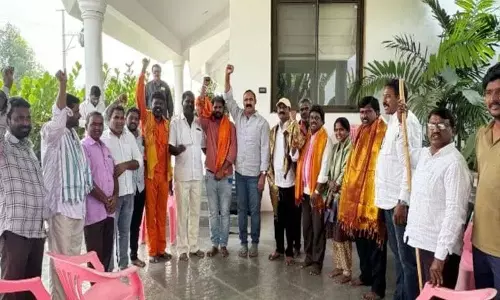 Bollam Mallaiah Yadav ने नेताओं से अपील की है कि वे उन लोगों की सेवा करें जिन्होंने उन पर भरोसा किया