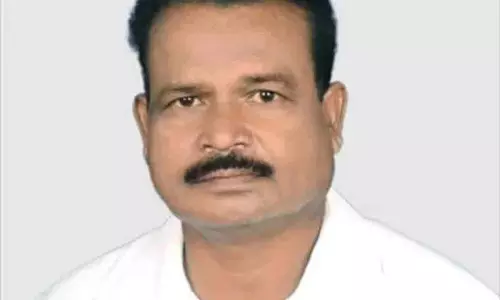Odisha के भद्रक में सरपंच का कार्डियक अरेस्ट से निधन हो गया Odisha के भद्रक में सरपंच का कार्डियक अरेस्ट से निधन हो गया
