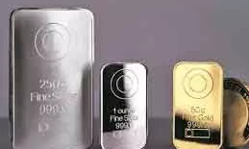 Silver ने तोड़े सारे रिकॉर्ड, एक साल में 130% से ज्यादा तेजी, सोना और शेयर बाजार पड़े पीछे Silver ने तोड़े सारे रिकॉर्ड, एक साल में 130% से ज्यादा तेजी, सोना और शेयर बाजार पड़े पीछे