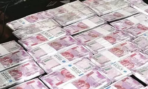 सीमा पर फिर से जाली नोट मिले, Siliguri कॉरिडोर को बाधित करने की योजना
