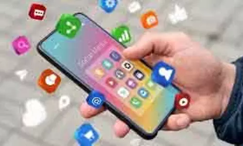 Mobile में ये 3 Apps बन सकते हैं खतरा, सुरक्षा के लिए करें तुरंत डिलीट