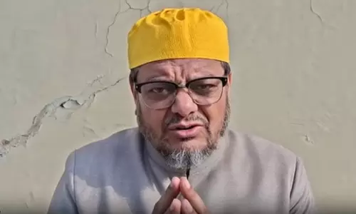 देश और प्रदेश की सुरक्षा से बढ़कर कुछ नहीं, मदरसा शिक्षकों से जुड़ा बिल वापस लिए जाने पर मौलाना देश और प्रदेश की सुरक्षा से बढ़कर कुछ नहीं, मदरसा शिक्षकों से जुड़ा बिल वापस लिए जाने पर मौलाना