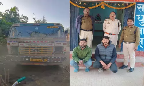 पुलिस ने फर्जी नंबर प्लेट से कोयला तस्करी का किया भंडाफोड़, दो आरोपी गिरफ्तार पुलिस ने फर्जी नंबर प्लेट से कोयला तस्करी का किया भंडाफोड़, दो आरोपी गिरफ्तार