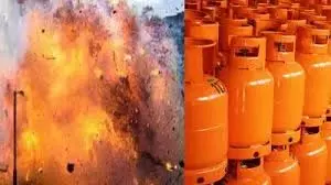 MP News: स्कूल वैन में LPG भरते समय लगी आग, बड़ा हादसा टला MP News: स्कूल वैन में LPG भरते समय लगी आग, बड़ा हादसा टला