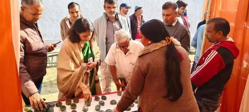 Narnaul 250 प्रगतिशील किसानों ने सेमिनार में भाग लिया। Narnaul 250 प्रगतिशील किसानों ने सेमिनार में भाग लिया।