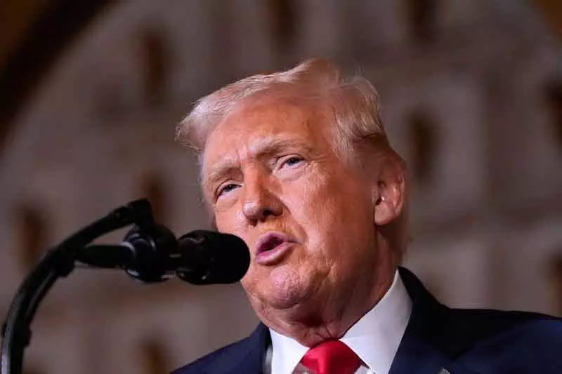 Trump said: मुझे बिल क्लिंटन की तस्वीरें दिखाए जाना पसंद नहीं Trump said: मुझे बिल क्लिंटन की तस्वीरें दिखाए जाना पसंद नहीं