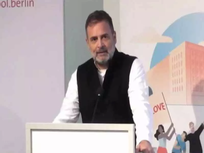 राहुल गांधी ने जर्मनी में कहा: पश्चिम ने भारत से प्रोडक्शन चीन को सौंप दिया राहुल गांधी ने जर्मनी में कहा: पश्चिम ने भारत से प्रोडक्शन चीन को सौंप दिया