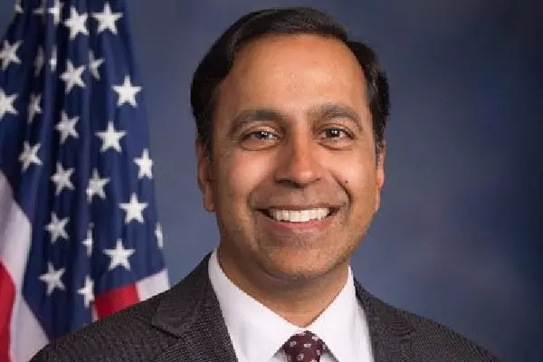 American सांसदों ने बांग्लादेश में हिंसा पर चिंता जताई American सांसदों ने बांग्लादेश में हिंसा पर चिंता जताई