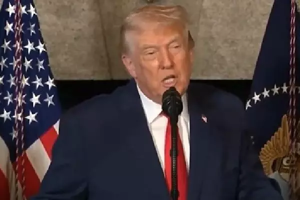 Trump ने गोल्डन फ्लीट युद्धपोत अभियान की घोषणा की Trump ने गोल्डन फ्लीट युद्धपोत अभियान की घोषणा की