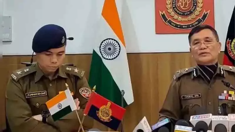 जासूसी मामले में: North Kashmir के दो और निवासियों को गिरफ्तार किया गया, कुल गिरफ्तारियां 5 जासूसी मामले में: North Kashmir के दो और निवासियों को गिरफ्तार किया गया, कुल गिरफ्तारियां 5