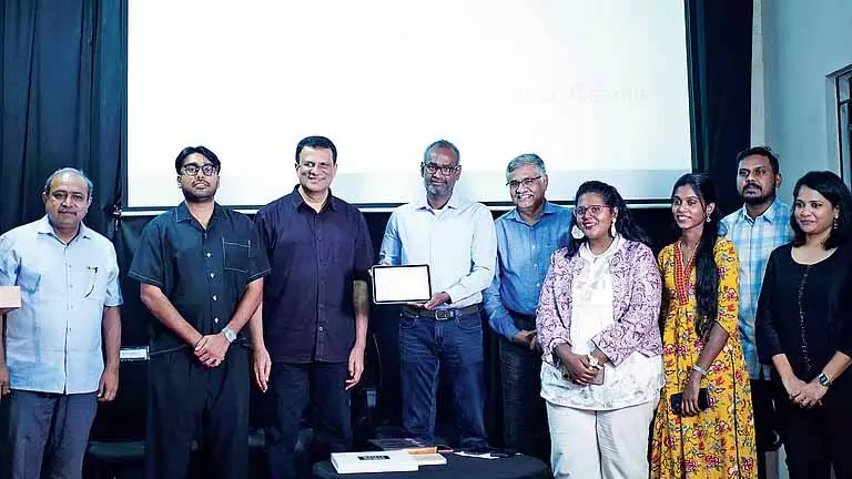 Chennai: डिजिटल इनोवेशन के ज़रिए तमिल टाइपोग्राफी को पुनर्जीवित करना Chennai: डिजिटल इनोवेशन के ज़रिए तमिल टाइपोग्राफी को पुनर्जीवित करना