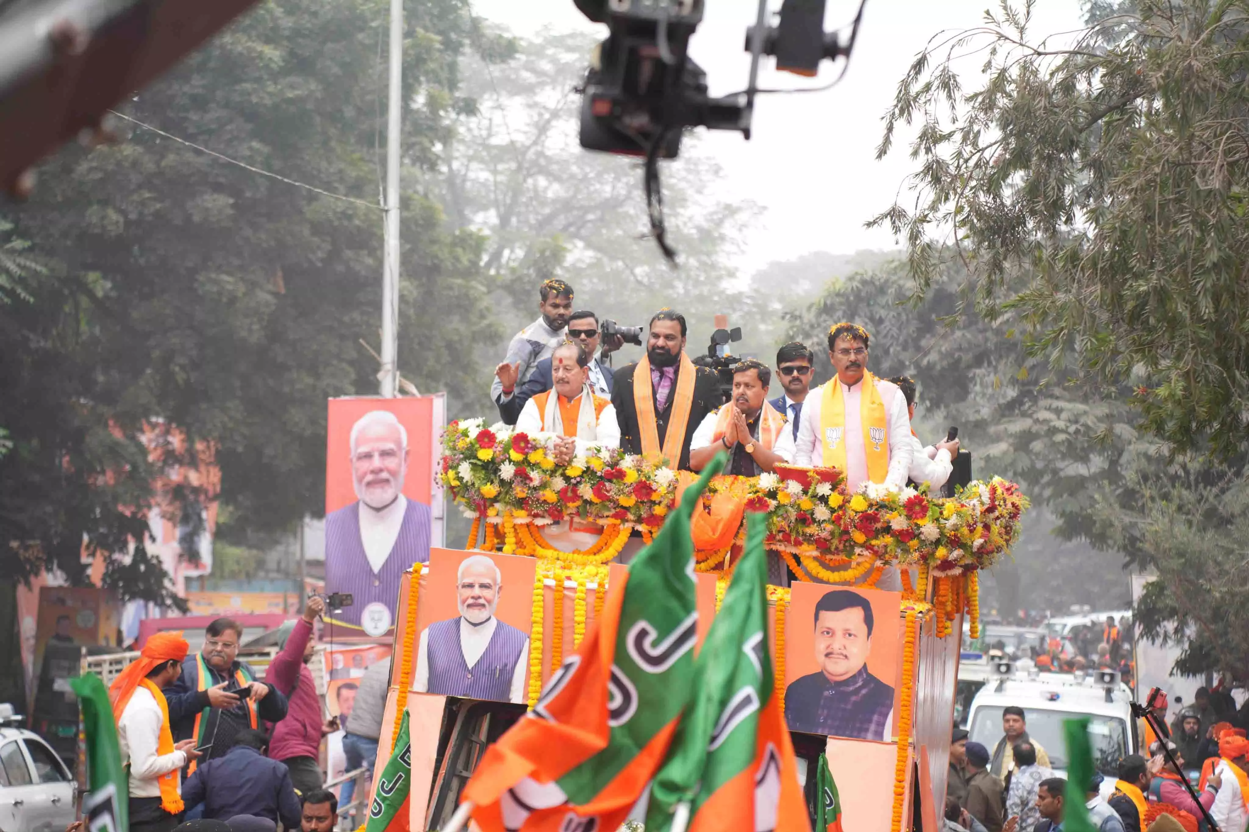 भाजपा राष्ट्रीय कार्यकारी अध्यक्ष नितिन नबीन पहुंचे अपनी कर्मस्थली पटना, रोड शो... भाजपा राष्ट्रीय कार्यकारी अध्यक्ष नितिन नबीन पहुंचे अपनी कर्मस्थली पटना, रोड शो...