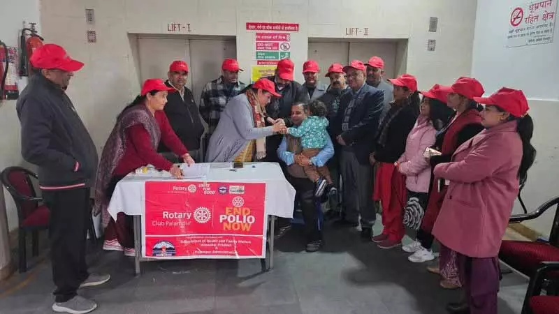Rotary Club ने पालमपुर में 22 बूथ गोद लिए Rotary Club ने पालमपुर में 22 बूथ गोद लिए