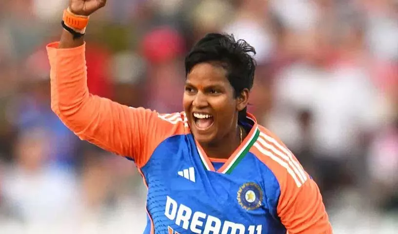 दीप्ति शर्मा पहली बार T20i क्रिकेट में टॉप बॉलर बन गई दीप्ति शर्मा पहली बार T20i क्रिकेट में टॉप बॉलर बन गई